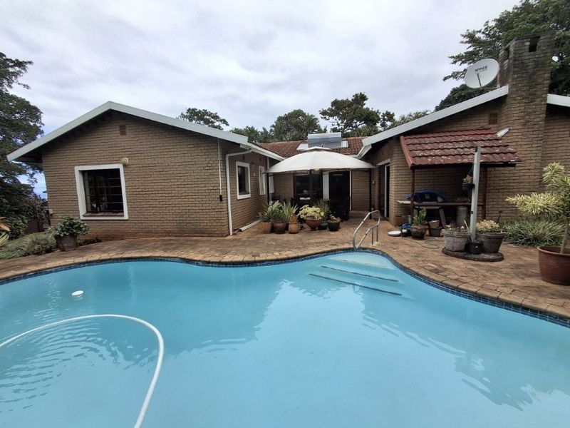 This Beautiful Level Entry Home In The Heart Of Southbroom Will Capture Your Heart... - Photo 1