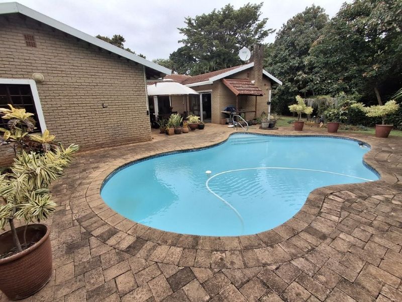 This Beautiful Level Entry Home In The Heart Of Southbroom Will Capture Your Heart... - Photo 2