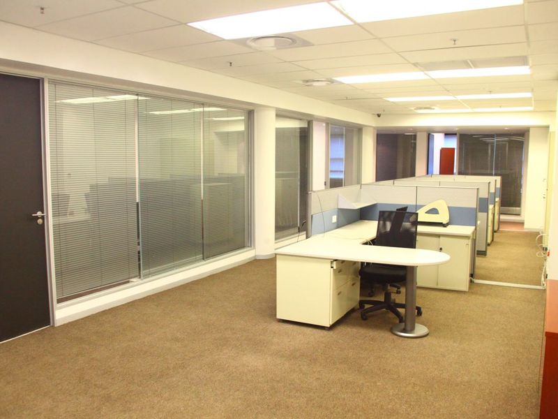 Prestige Office suite to rent in Sinosteel Plaza, Morningside  - Photo 4