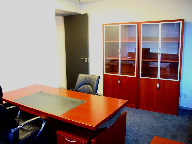 Prestige Office suite to rent in Sinosteel Plaza, Morningside  - Photo 7