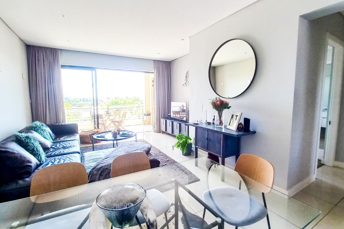 Luxury 2 Bedroom Apartment  - Photo 4