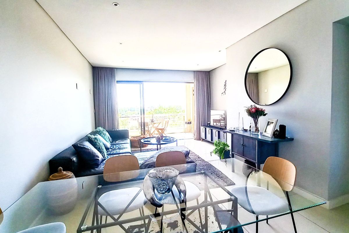 Luxury 2 Bedroom Apartment  - Photo 3