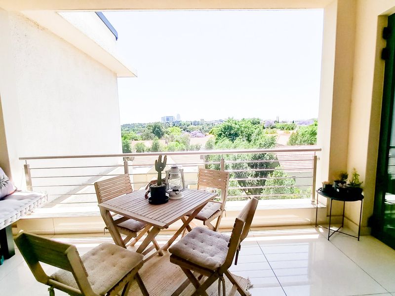 Luxury 2 Bedroom Apartment  - Photo 9