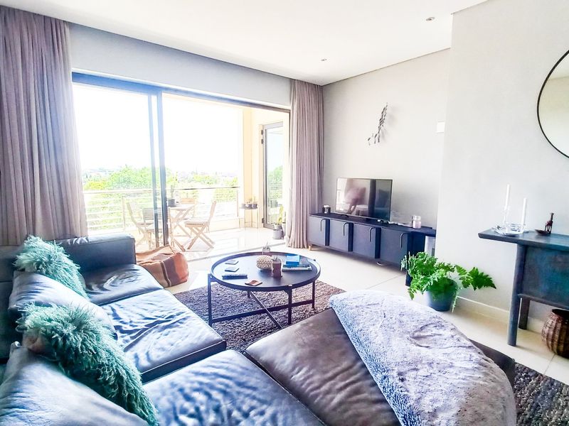 Luxury 2 Bedroom Apartment  - Photo 6