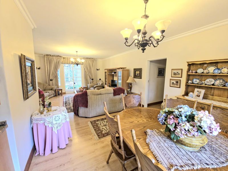 Spacious 3 bedroom Family Home in Secure Doringkruin Complex  - Photo 7