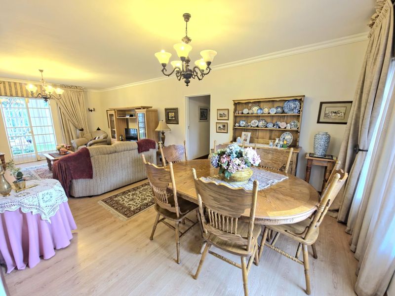 Spacious 3 bedroom Family Home in Secure Doringkruin Complex  - Photo 6