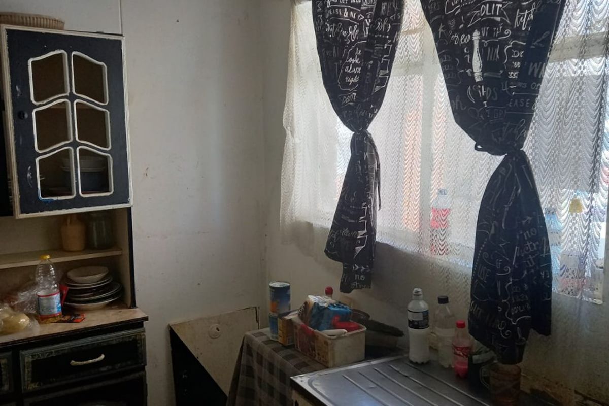 TWO BEDROOM ON 1ST FLOOR - Photo 5