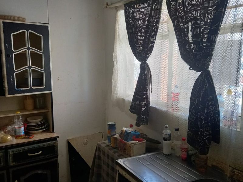 TWO BEDROOM ON 1ST FLOOR - Photo 5