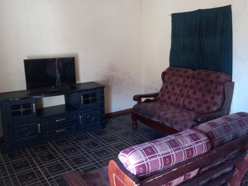 TWO BEDROOM ON 1ST FLOOR - Photo 3