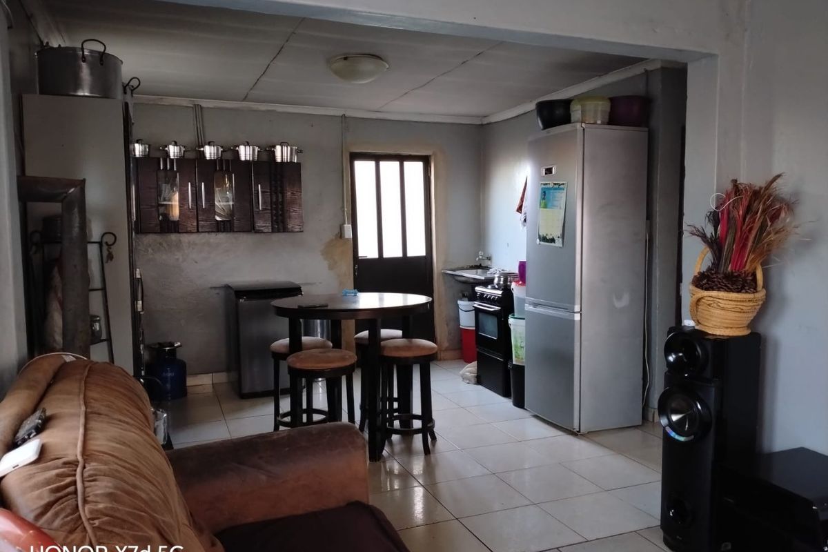 2 Bed House in Vlakfontein for Sale - Photo 4