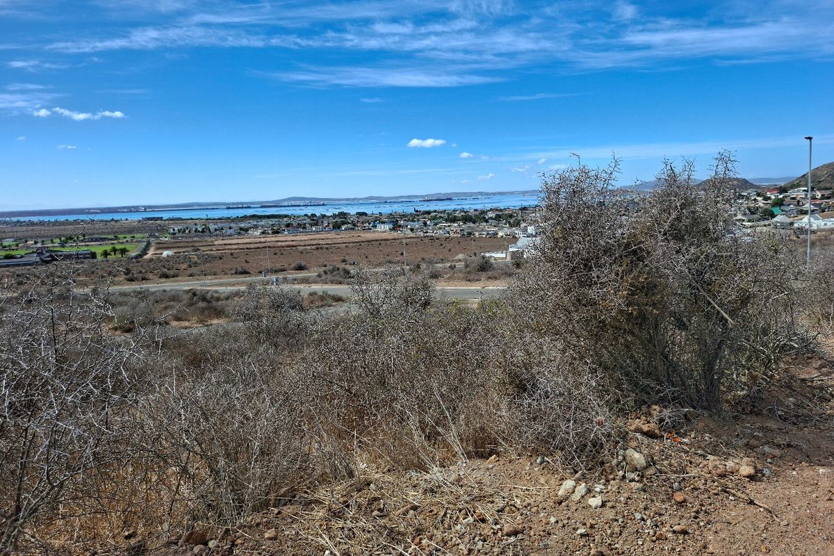 Spacious Corner Stand – Prime Position in Welgedaan Estate - Photo 4