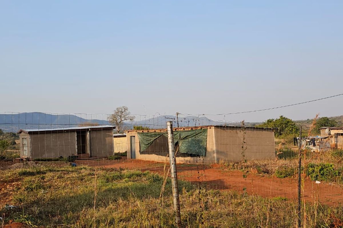 Property availablle for Sale  in Khubvi - Photo 2