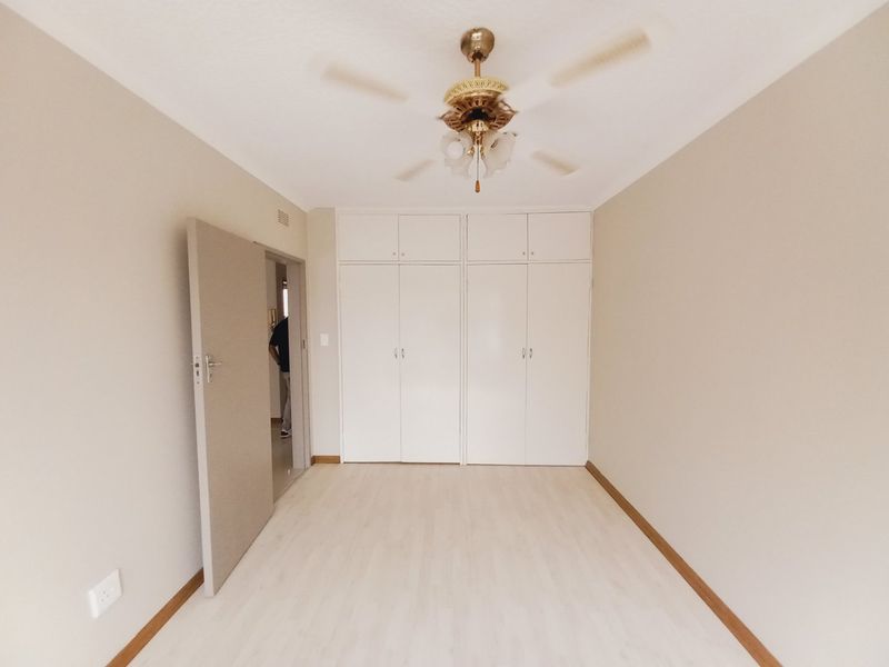 Newly Renovated 1 Bedroom Apartment Offering Modern Comfort in the Heart of Edenvale Central - Photo 10