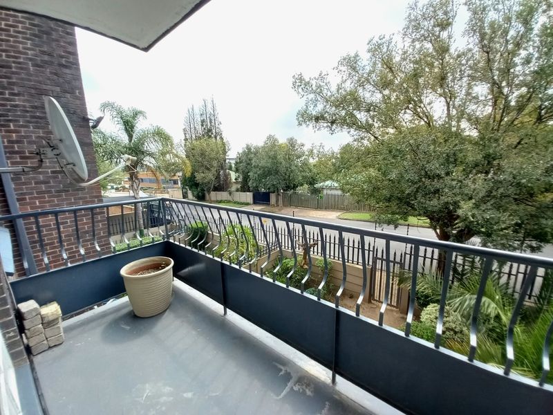 Newly Renovated 1 Bedroom Apartment Offering Modern Comfort in the Heart of Edenvale Central - Photo 8