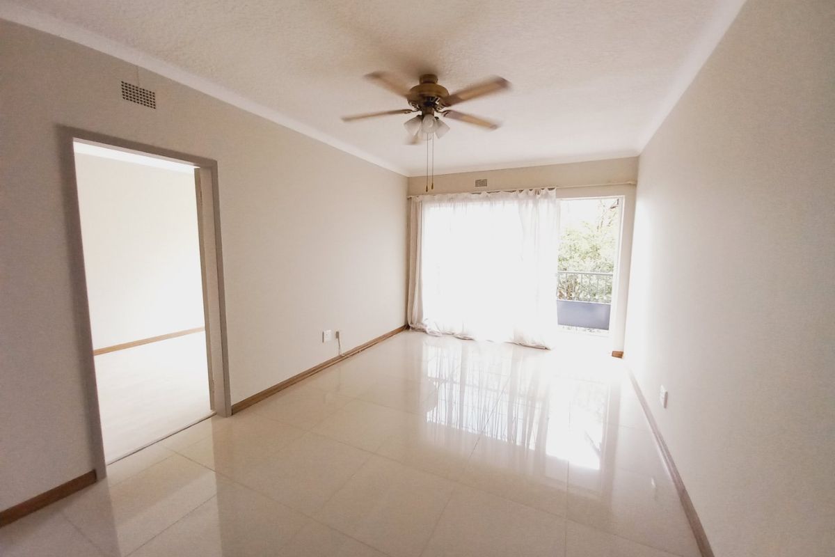 Newly Renovated 1 Bedroom Apartment Offering Modern Comfort in the Heart of Edenvale Central - Photo 4