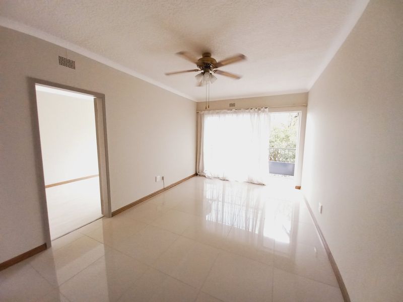 Newly Renovated 1 Bedroom Apartment Offering Modern Comfort in the Heart of Edenvale Central - Photo 4