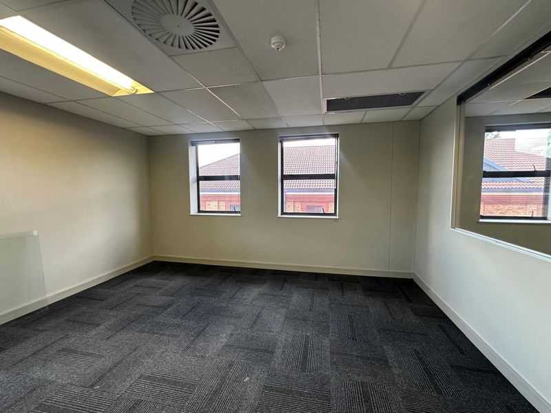 A Grade Office Rental at 29 Scott Street, Waverley, Johannesburg - Photo 7