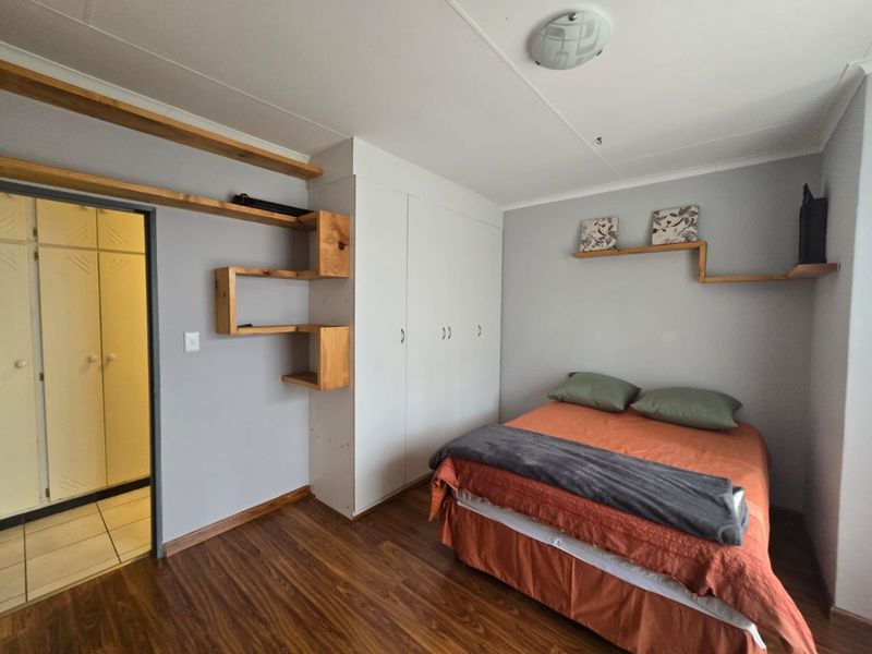 5 Bedrooms Family Home - Photo 8