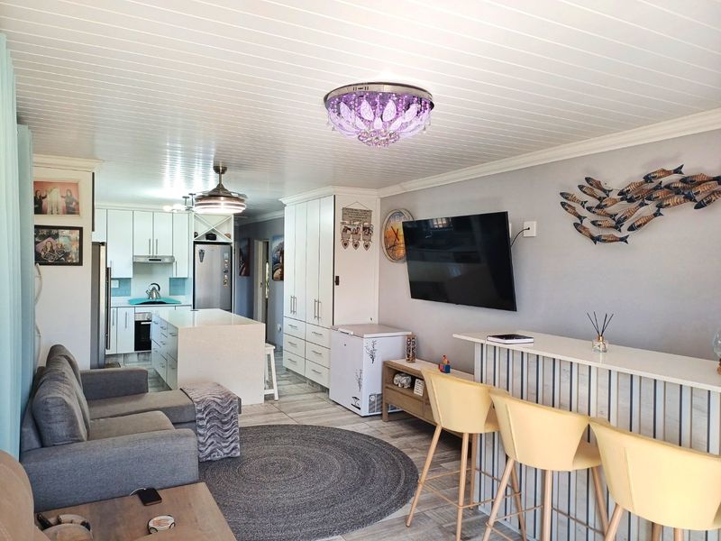 Modern 2 Bedroom Townhouse in Secure Estate - Photo 8