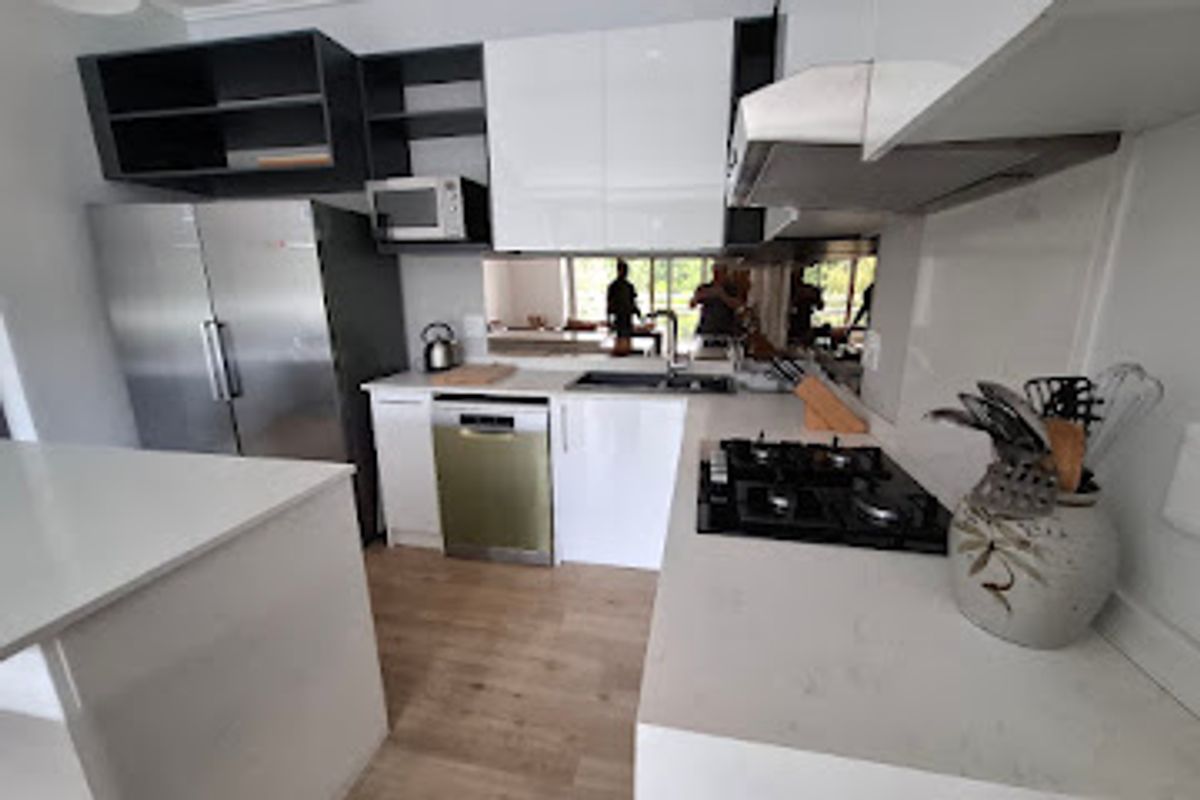 Magnificant 5 Star Complex brand new 3 bed FULLY FITTED FULLY FURNISHED  - Photo 2