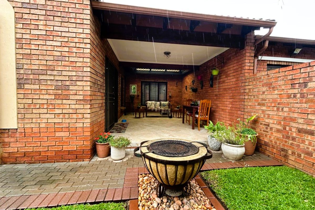 Fully Remodeled. Move-In Ready. Eco Park Living at Its Best - Photo 2