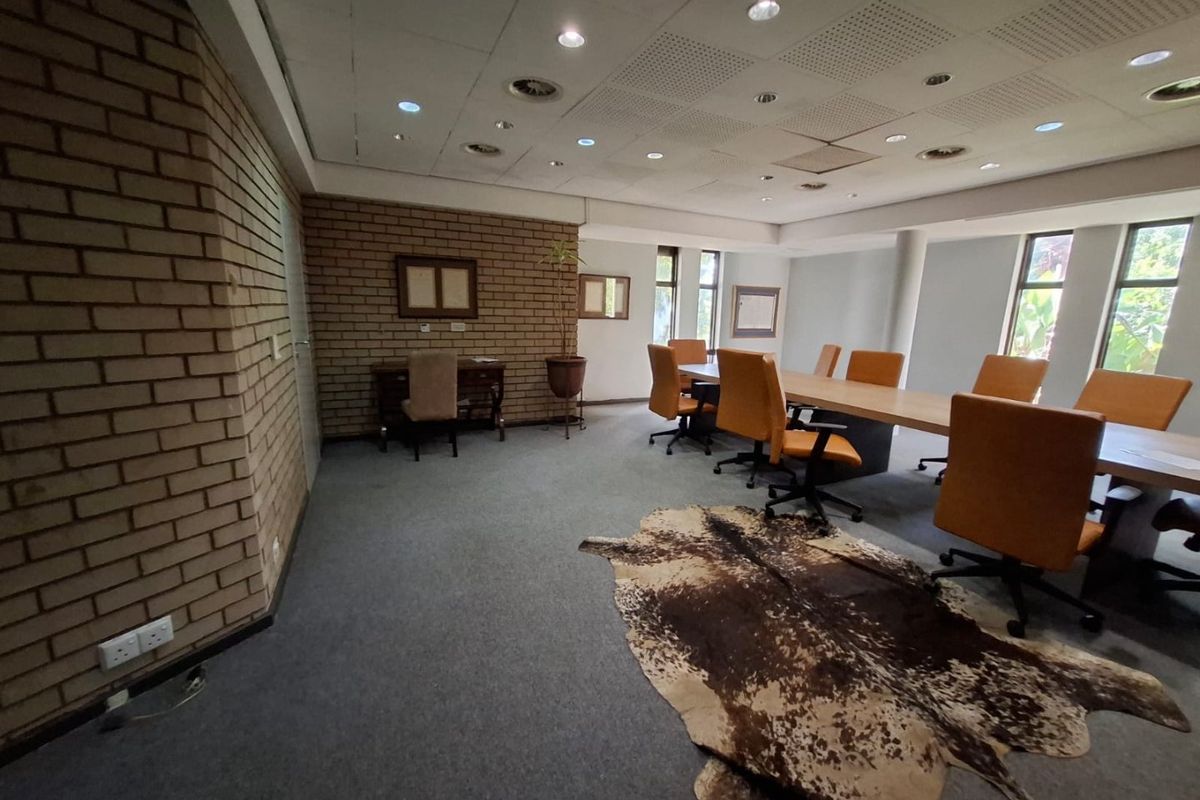 Top Class Facebrick Office block Arcadia - Photo 3