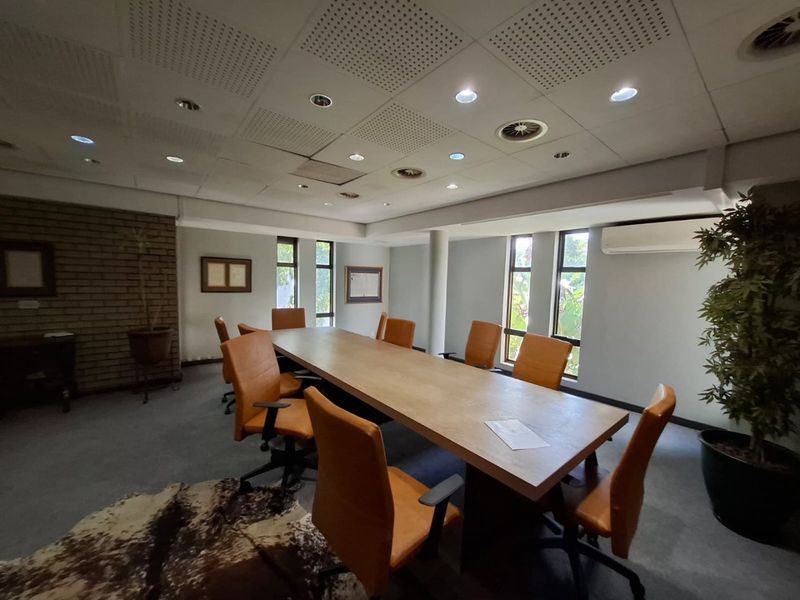 Top Class Facebrick Office block Arcadia - Photo 10