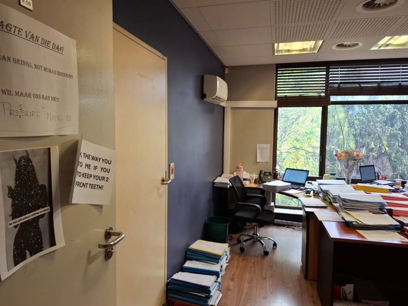 Top Class Facebrick Office block Arcadia - Photo 10