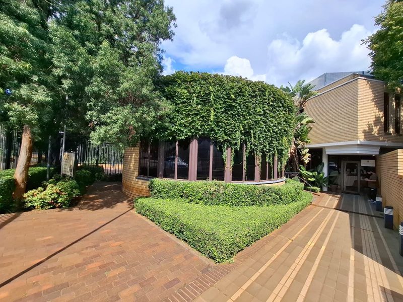 Top Class Facebrick Office block Arcadia - Photo 7