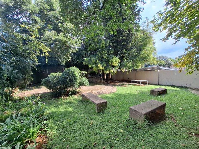 Top Class Facebrick Office block Arcadia - Photo 6