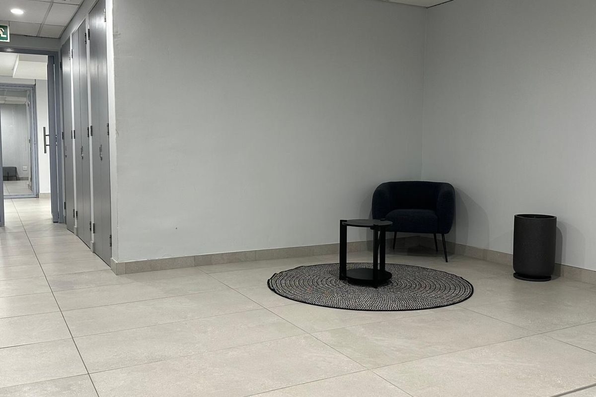 Contemporary Office Available to Let in Waverley - Photo 3