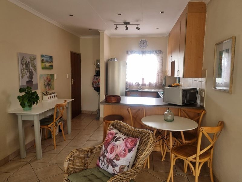 Comfort and Convenience - Photo 3