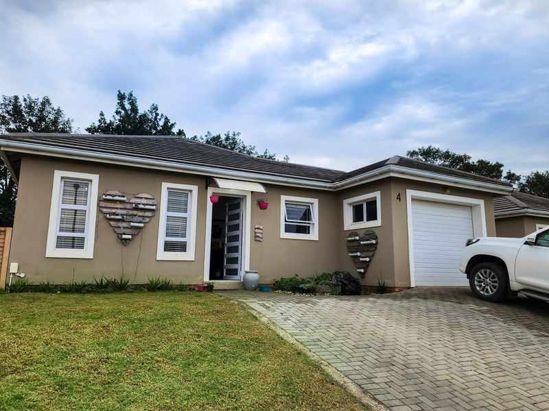 Captivating Charm! .... Modern with superb Finishes - Photo 3