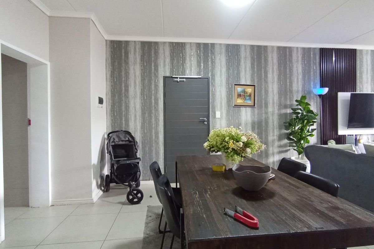 Modern Ground Floor Living in 92 on New – Prime Location - Photo 3