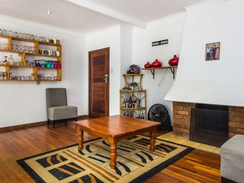 Versatile 4-Bedroom Home with 3 Income-Generating Flatlets & Entertainment Area - Photo 10