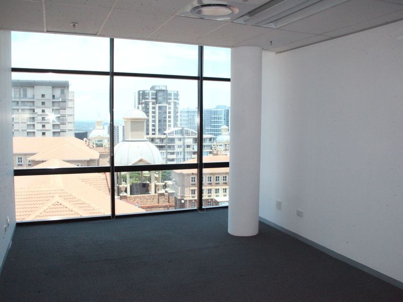 Office Suite Rental Available in Sandton Central – Grade A with Back-up Generator and Water - Photo 7