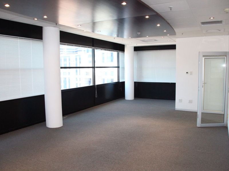 Office Suite Rental Available in Sandton Central – Grade A with Back-up Generator and Water - Photo 6
