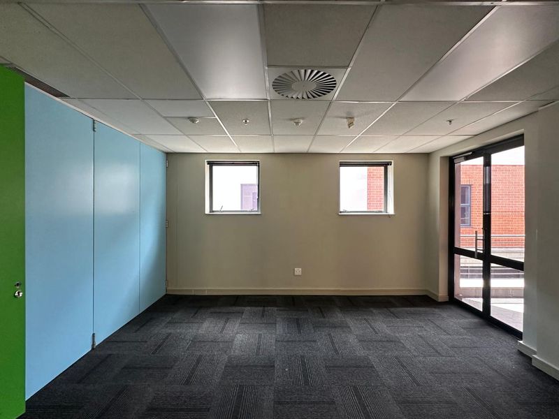 A-grade office to rent in 29 Scott Street, Waverley, Melrose  - Photo 6