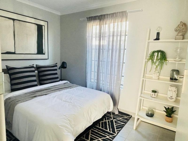 Spacious 3 bedroom and 2 bathroom house for sale in sky city  - Photo 10