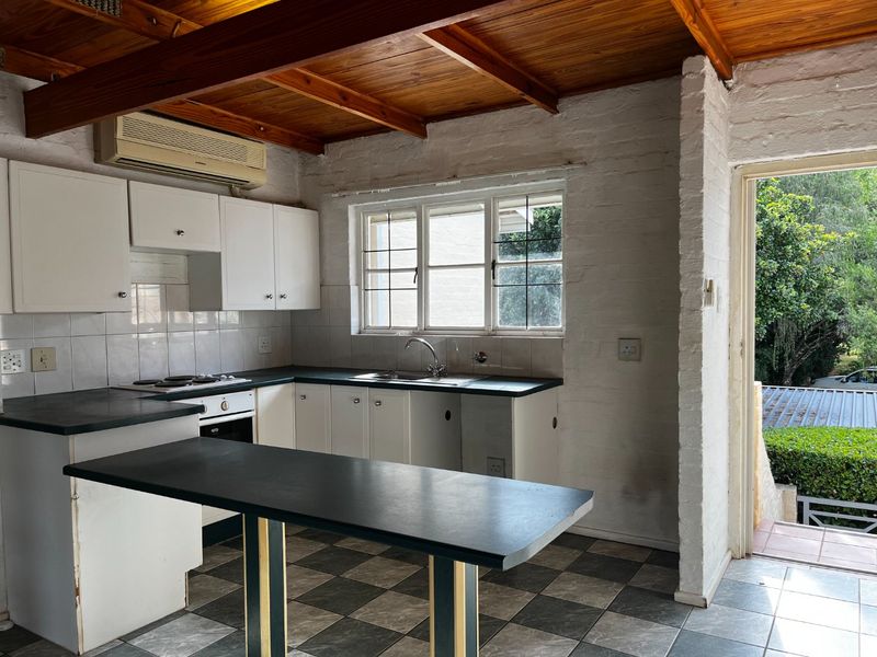 Beautiful 2-bedroom, 2-bathroom apartment in the sought-after Caribbean Golf Estate - Photo 3