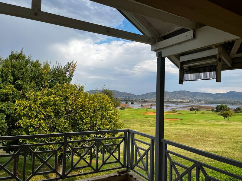 Beautiful 2-bedroom, 2-bathroom apartment in the sought-after Caribbean Golf Estate - Photo 5