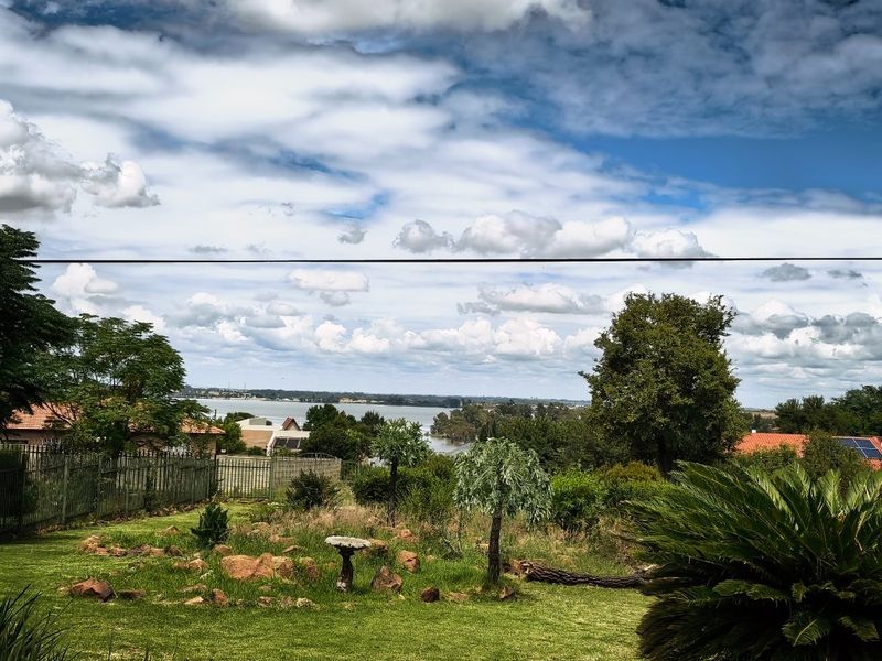 Endless Potential in Vaal Marina - Photo 2