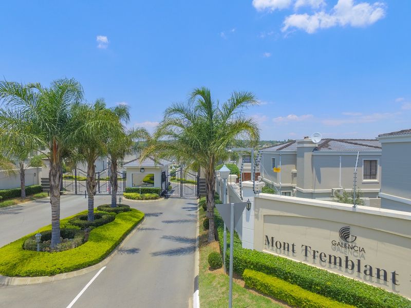 3 Bedroom Family Home with Large Balcony for Rent in Mont Tremblant Estate - Photo 9