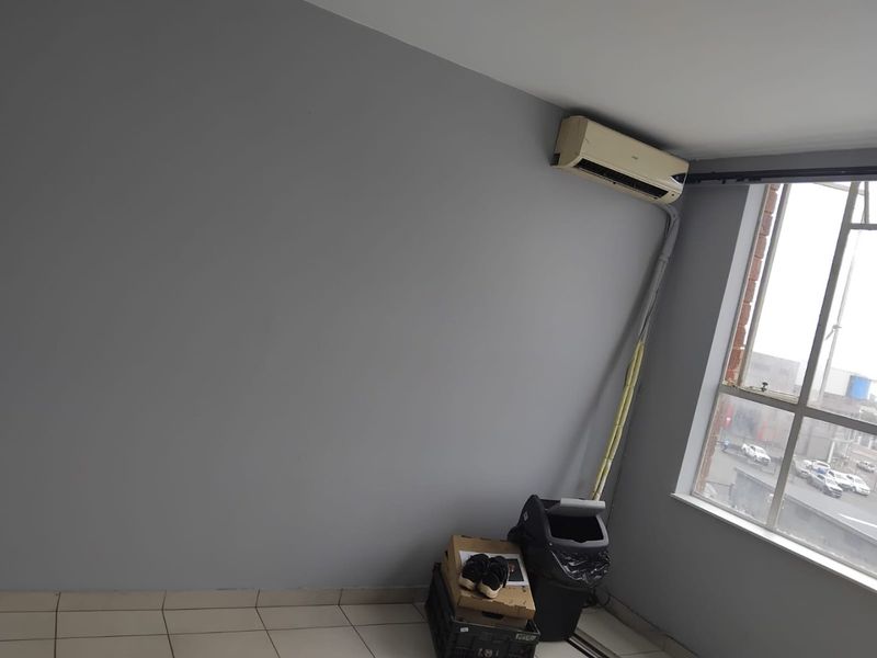 2 Bedrooms, 1.5 Bathroom Apartment To Let In Morningside, Durban - Photo 4