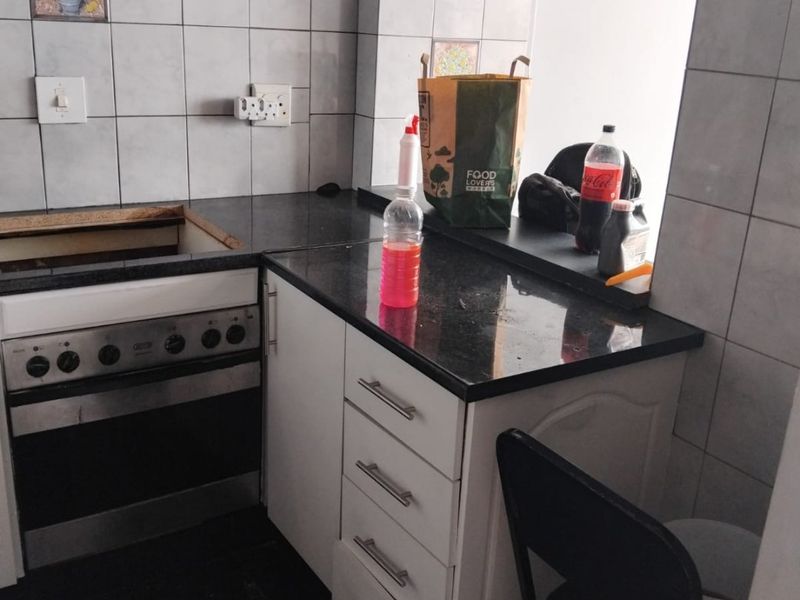 2 Bedrooms, 1.5 Bathroom Apartment To Let In Morningside, Durban - Photo 6