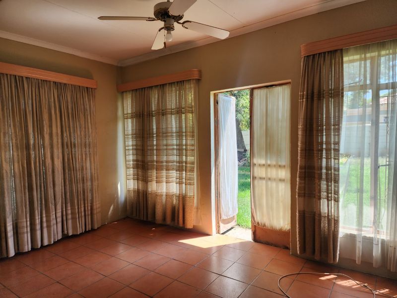 3 BEDROOM HOUSE IN WILKOPPIES - Photo 3