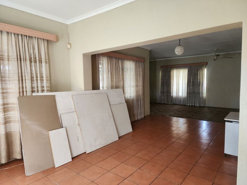 3 BEDROOM HOUSE IN WILKOPPIES - Photo 4
