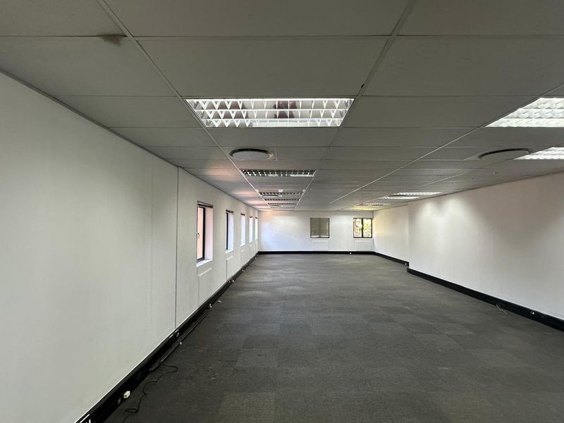 Modern Office space to rent in Clearwater Office Park, Roodepoort  - Photo 7