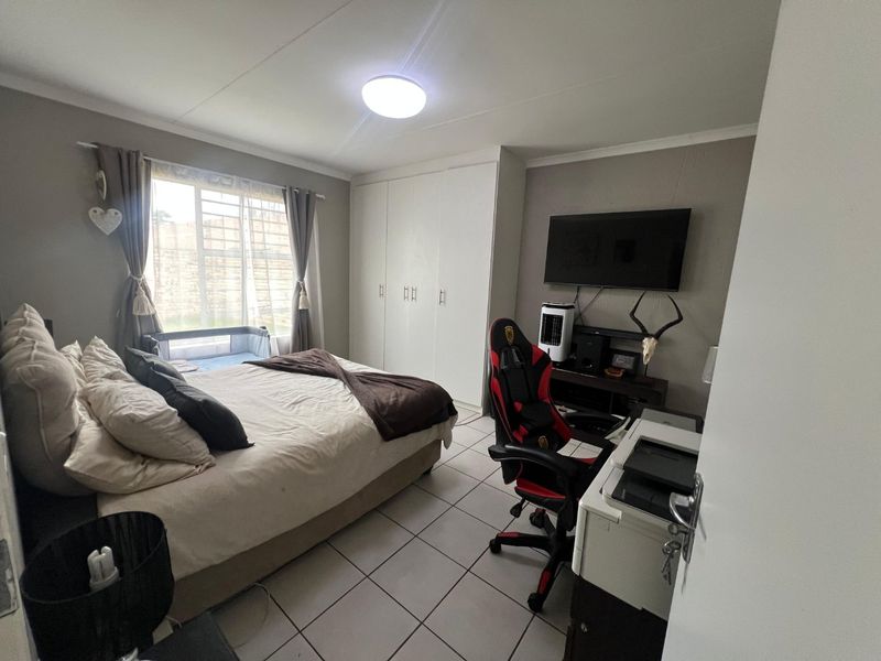 Beautiful 3 bed Town House !! - Photo 6