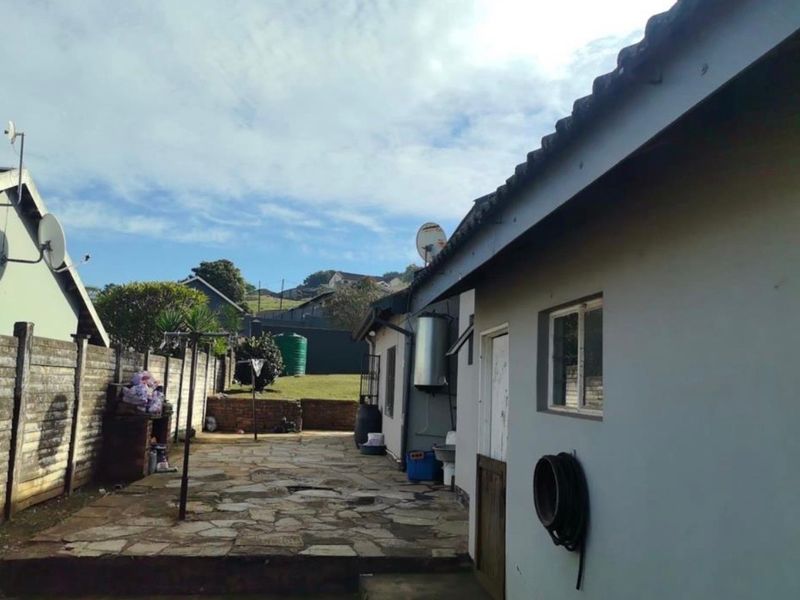 Charming Family Home  - Photo 4